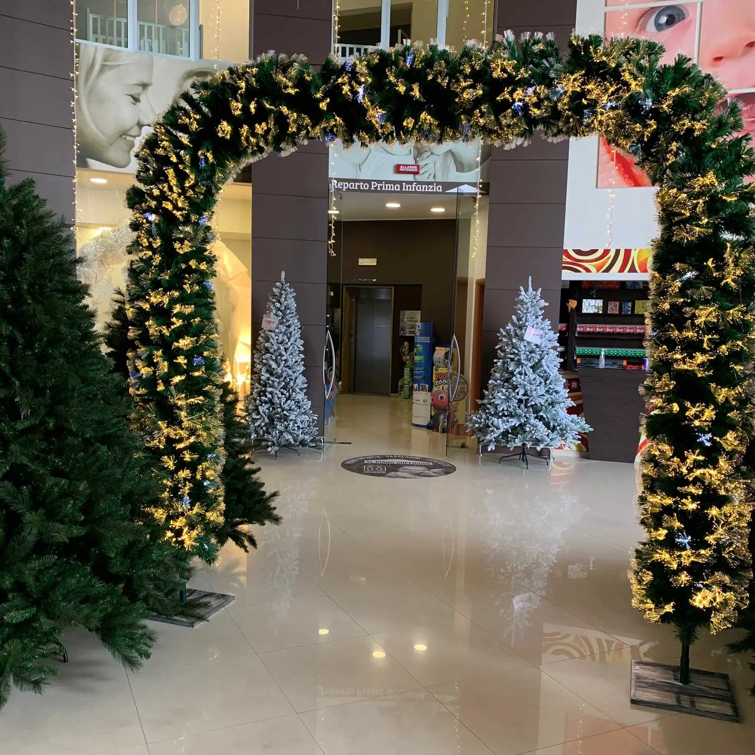 Portale Natalizio Luminoso – 300x270 cm - addobbi casa