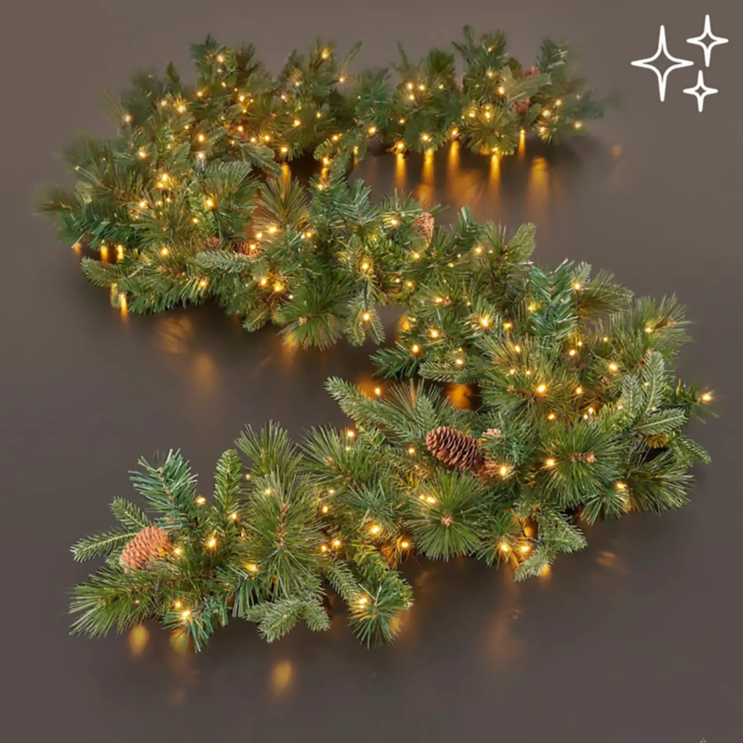 Festone Pino con Pigne 270cm 300 LED Decorazione Natalizia - luci