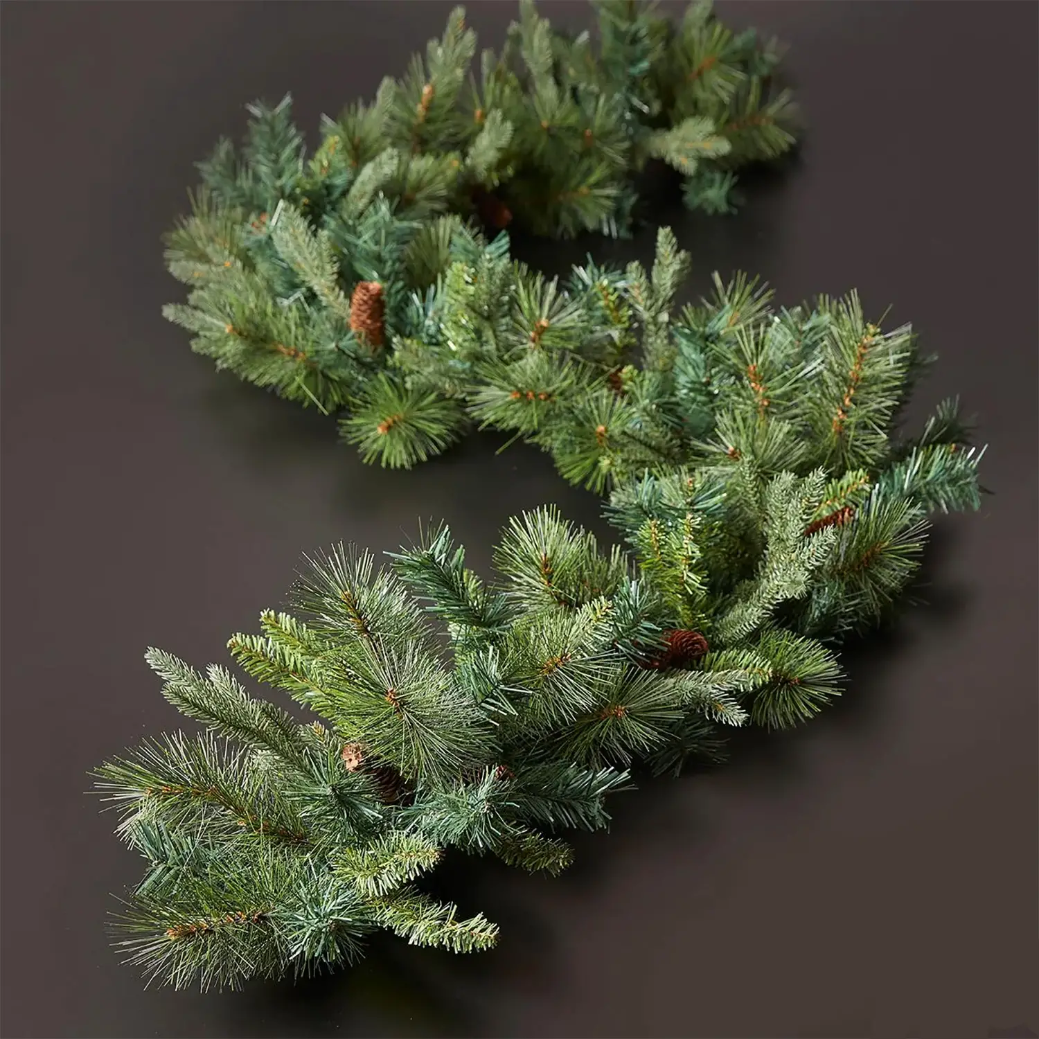 Festone Natalizio Pino con Pigne 280 cm Verde Decorazione - fiori e ghirlande