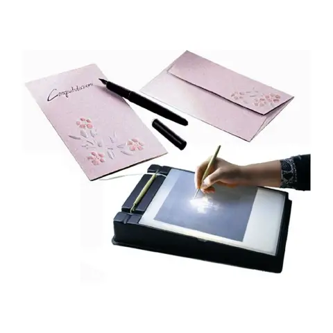 Tavolo Luminoso con Lastra Opalina per Embossing