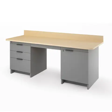 School Workbench for Laboratories