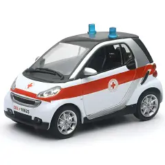 Car 1:24 Smart Fortwo Italian Red Cross