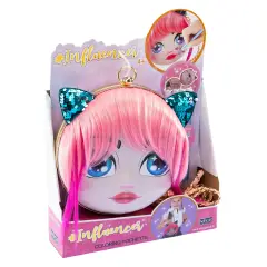 Influencer Coloring Pochette with Pink Hair